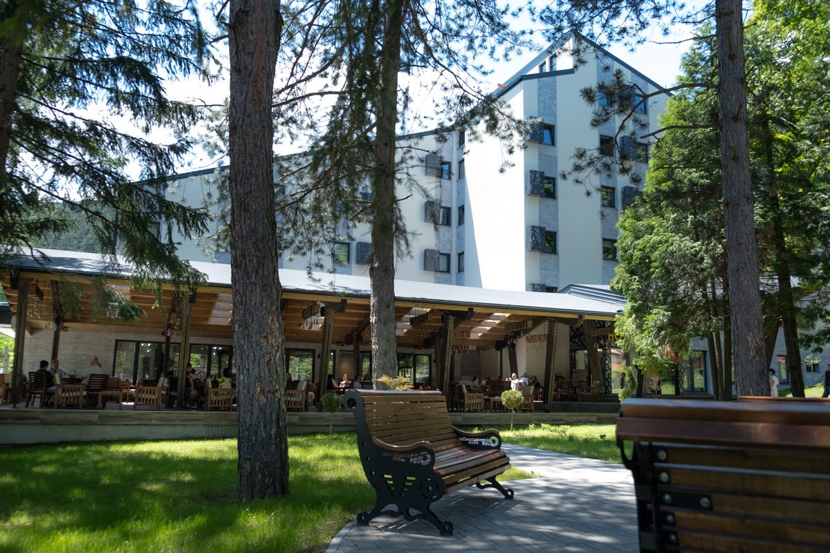 Hotel Mineral Bogutovačka Banja – lečilište sa mineralnim bazenima